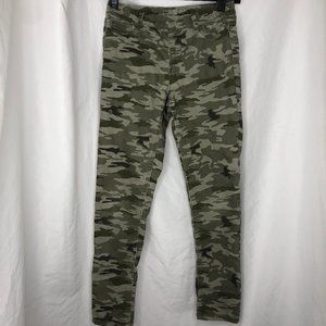 4️⃣ Bundle Girl's camo print casual pants